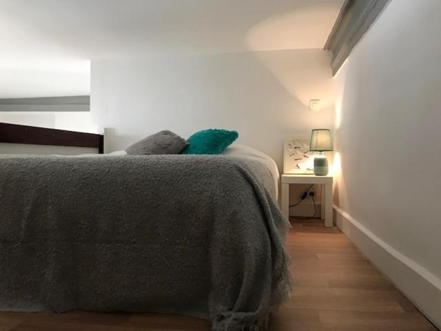 Studio Mezzanine N Dame Версал Екстериор снимка