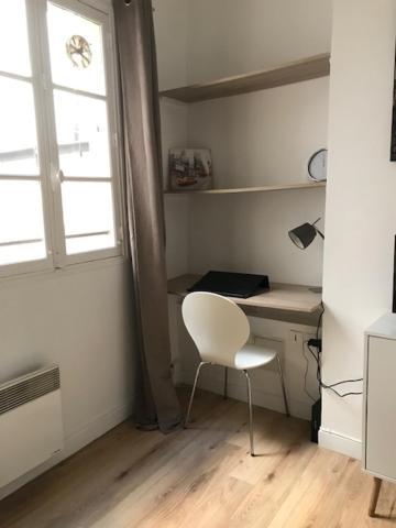 Studio Mezzanine N Dame Версал Екстериор снимка